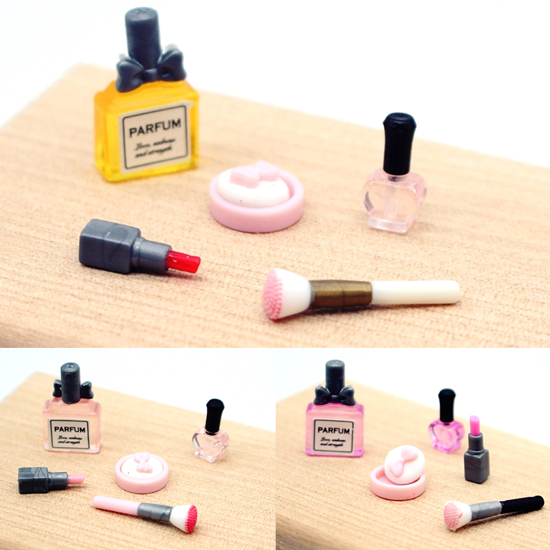 Beauty Makeup Lipstick - 1 Set 1:12 Dollhouse Miniature Cosmetic