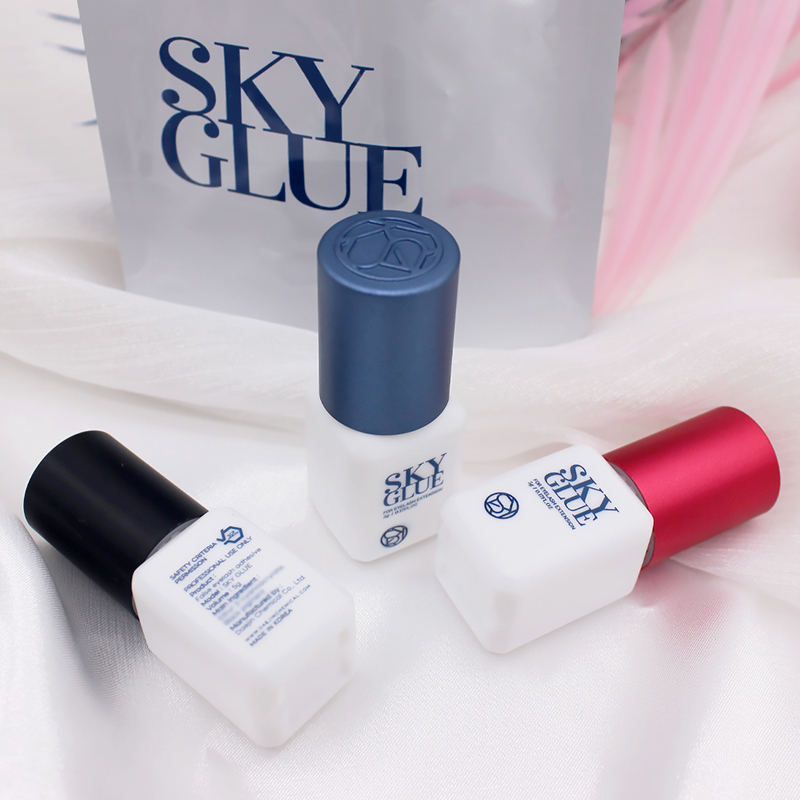 1 Bottle Sky S Plus Glue RA01  - Makeup Plus Beauty 评论和价格