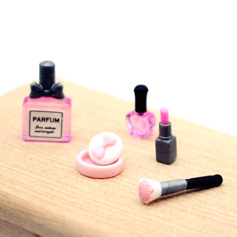 1 Set 1:12 Dollhouse Miniature - Beauty Makeup Lipstick 评论和价格